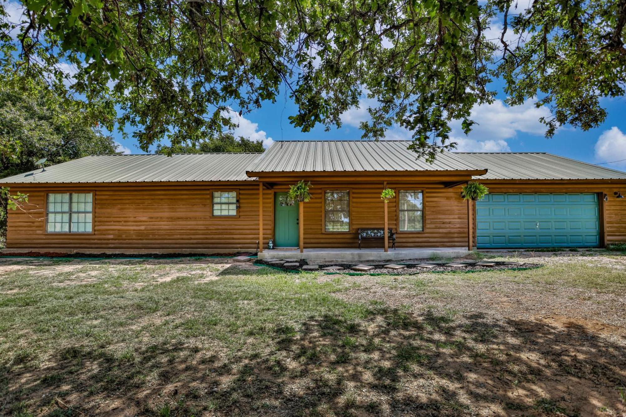 Tranquil 3-Bedroom Cabin Near Winstar Casino Такервілл Екстер'єр фото